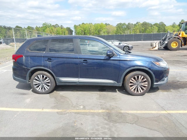 Продаж на аукціоні авто 2019 Mitsubishi Outlander Se, vin: JA4AZ3A36KZ005460, номер лоту: 44691474