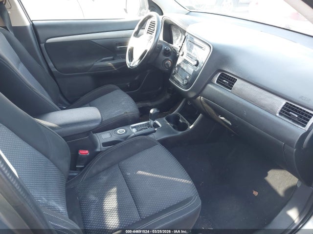 2016 MITSUBISHI OUTLANDER JA4AZ3A31GZ031472 Photo 4
