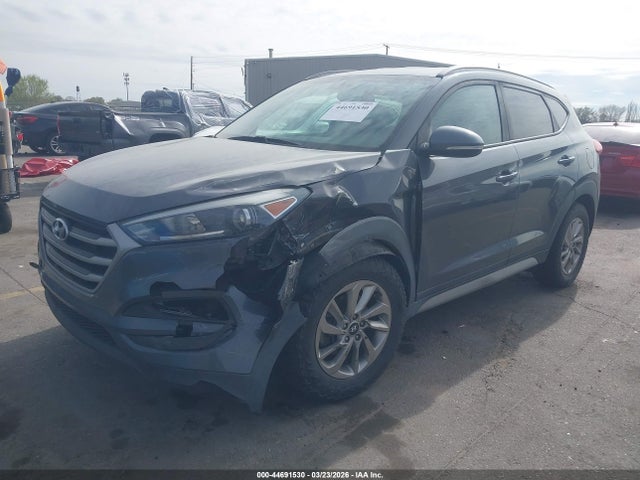 KM8J3CA46JU819535 Hyundai Tucson Sel Plus
