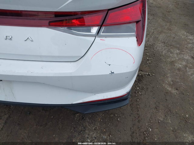 5NPLM4AG0MH031195 Hyundai ELANTRA SEL