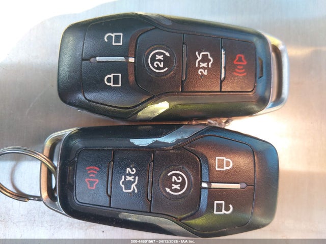 44691567 :رقم المزاد ، 1FM5K8F85HGC92822 vin ، 2017 Ford Explorer Limited مزاد بيع