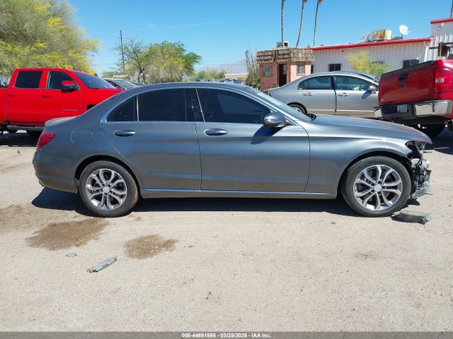55SWF4JB3HU208594 Mercedes-Benz C 300