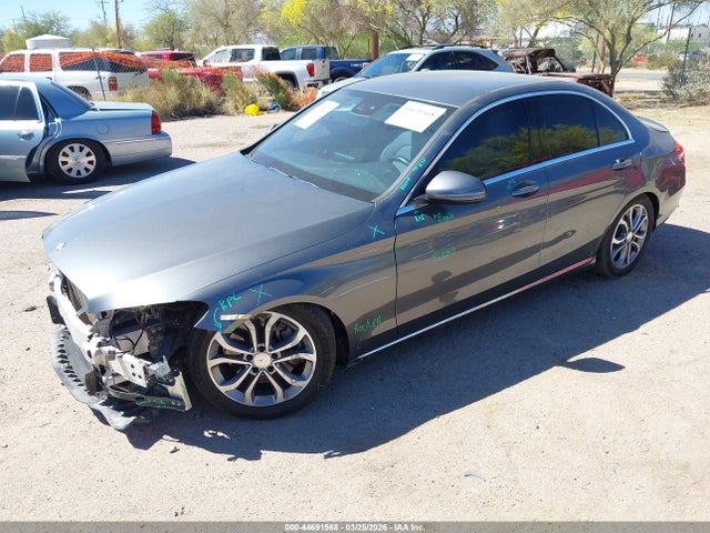 55SWF4JB3HU208594 Mercedes-Benz C 300