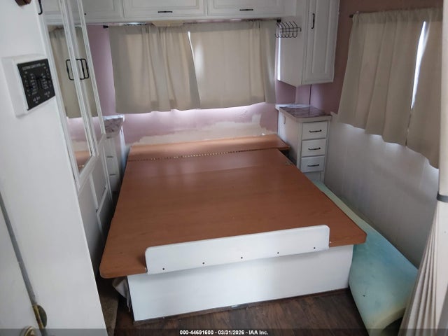 Aukcja sprzedaży 2000 Workhorse Custom Chassis Motorhome Chassis P3500, vin: 5B4LP37J3Y3316713, numer aukcji: 44691600