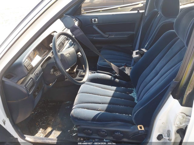 Продажа на аукционе авто 1990 Toyota Camry Le, vin: JT2SV22E3L3399108, номер лота: 44691627