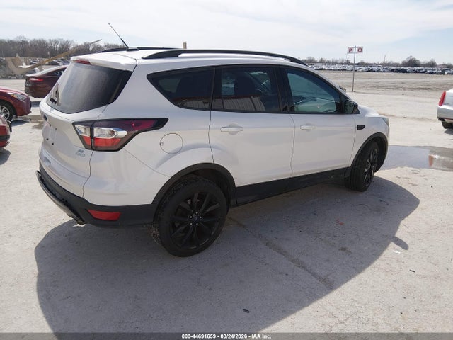 2017 Ford Escape Se მანქანა იყიდება აუქციონზე, vin: 1FMCU0GD8HUC61676, აუქციონის ნომერი: 44691659