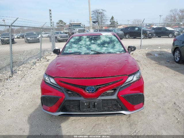 Продажа на аукционе авто 2023 Toyota Camry Xse Hybrid, vin: 4T1K31AK3PU048001, номер лота: 44691669