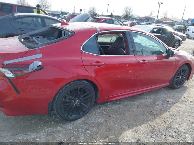 Продажа на аукционе авто 2023 Toyota Camry Xse Hybrid, vin: 4T1K31AK3PU048001, номер лота: 44691669
