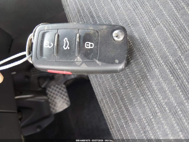2018 Volkswagen Tiguan Limited 2.0t მანქანა იყიდება აუქციონზე, vin: WVGAV7AXXJK003144, აუქციონის ნომერი: 44691670