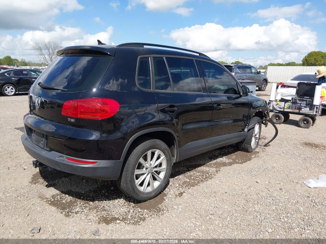 2018 Volkswagen Tiguan Limited 2.0t მანქანა იყიდება აუქციონზე, vin: WVGAV7AXXJK003144, აუქციონის ნომერი: 44691670