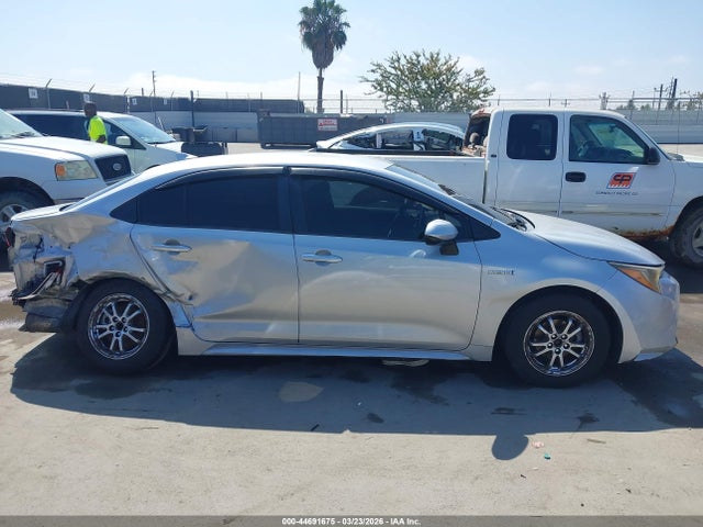 JTDEBRBE9LJ001370 Toyota Corolla Hybrid Le
