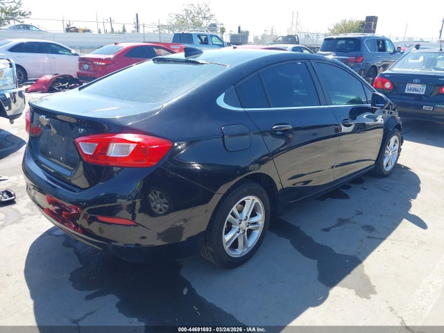 1G1BE5SM6G7307822 Chevrolet Cruze Lt Auto
