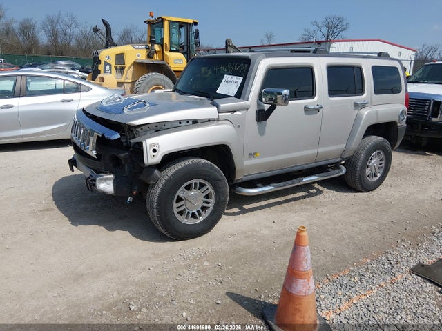 2008 HUMMER H3 SUV 5GTEN13E888101281 Photo 1