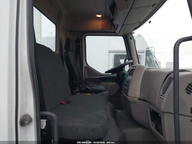 Продажа на аукционе авто 2021 Kenworth K100e, vin: 3BKJHM6XXMF582565, номер лота: 44691705