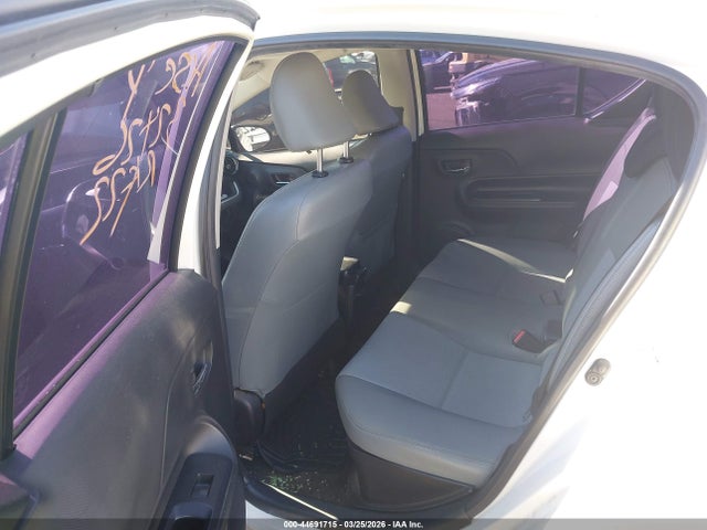 JTDKDTB35F1092666 Toyota Prius C Four