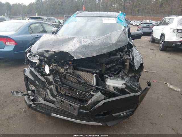 JN8AT2MV2HW002360 Nissan Rogue Sl