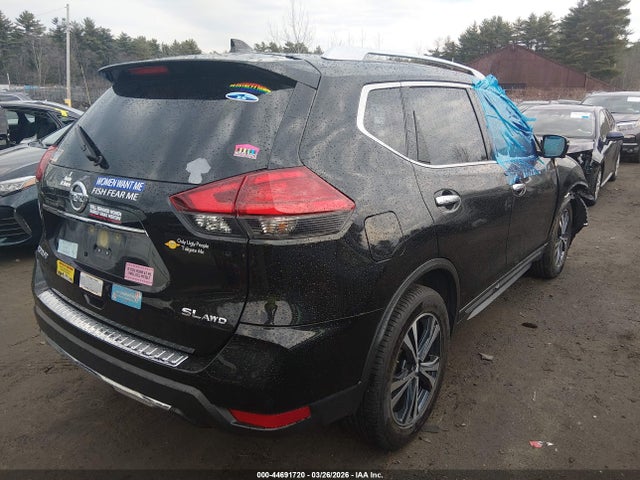 JN8AT2MV2HW002360 Nissan Rogue Sl