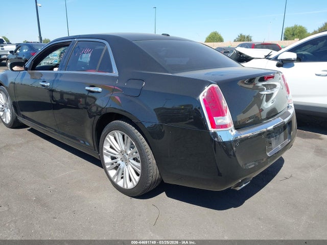 2011 Chrysler 300c მანქანა იყიდება აუქციონზე, vin: 2C3CA6CT2BH595665, აუქციონის ნომერი: 44691749