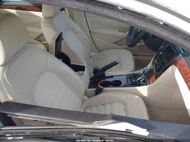 2013 Volkswagen Passat 2.0l Tdi Sel Premium მანქანა იყიდება აუქციონზე, vin: 1VWCN7A37DC014981, აუქციონის ნომერი: 44691760