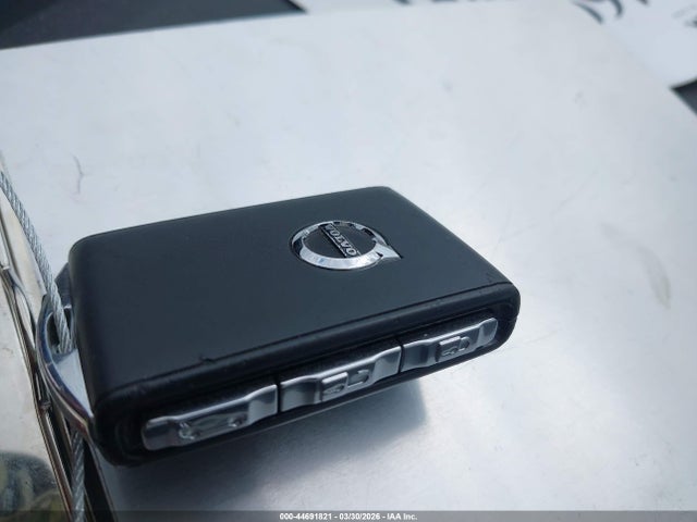 2023 VOLVO XC40 RECHARGE PURE ELECTRIC YV4ED3UM2P2082317 Photo 10