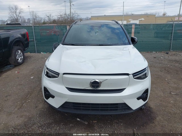 2023 VOLVO XC40 RECHARGE PURE ELECTRIC YV4ED3UM2P2082317 Photo 5