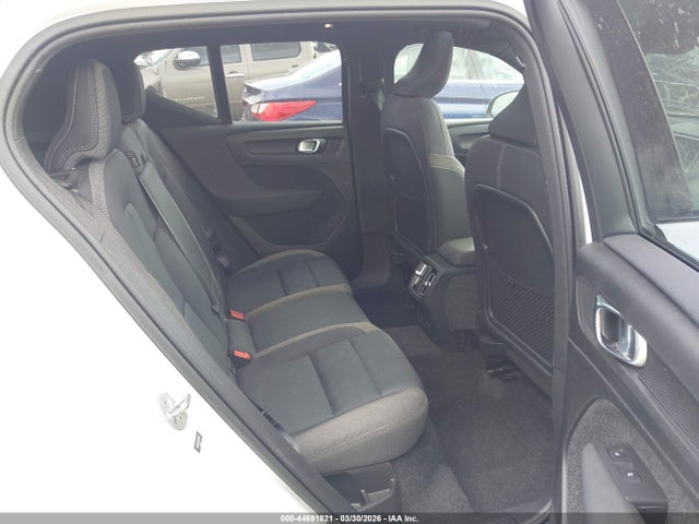 2023 VOLVO XC40 RECHARGE PURE ELECTRIC YV4ED3UM2P2082317 Photo 7