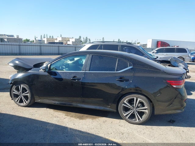 Продажа на аукционе авто 2022 Nissan Sentra Sr Xtronic Cvt, vin: 3N1AB8DV3NY321629, номер лота: 44691831