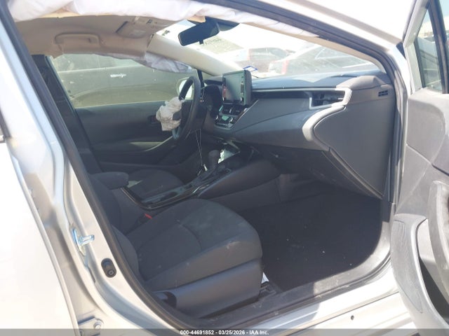 2022 Toyota Corolla Hybrid Le მანქანა იყიდება აუქციონზე, vin: JTDEAMDE0NJ038846, აუქციონის ნომერი: 44691852