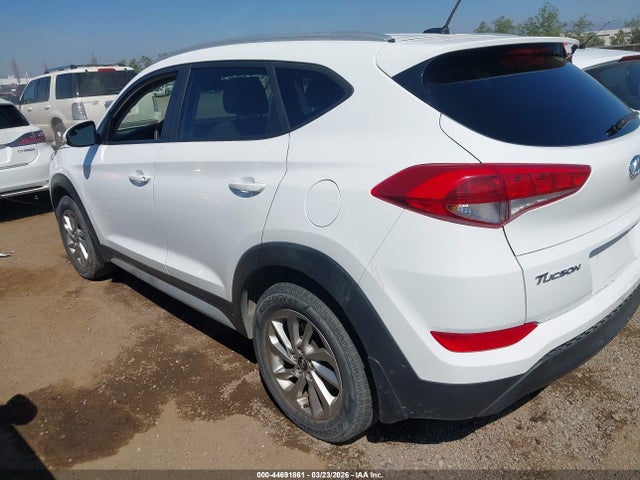 KM8J33A47HU598571 Hyundai TUCSON SE