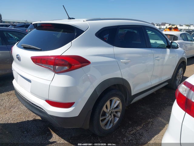 KM8J33A47HU598571 Hyundai TUCSON SE