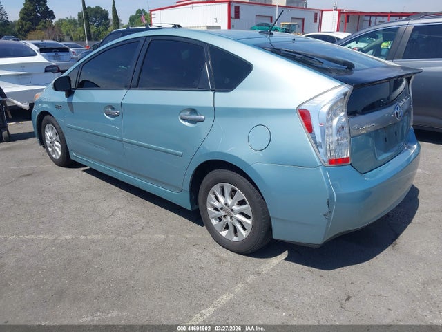 Toyota PRIUS PLUG-IN 2014 JTDKN3DP5E3054757 Image 3