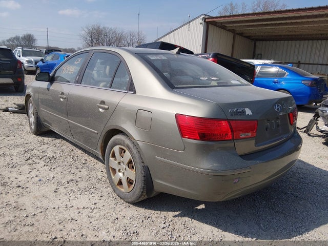 2010 HYUNDAI SONATA 5NPET4AC0AH610868 Photo 2