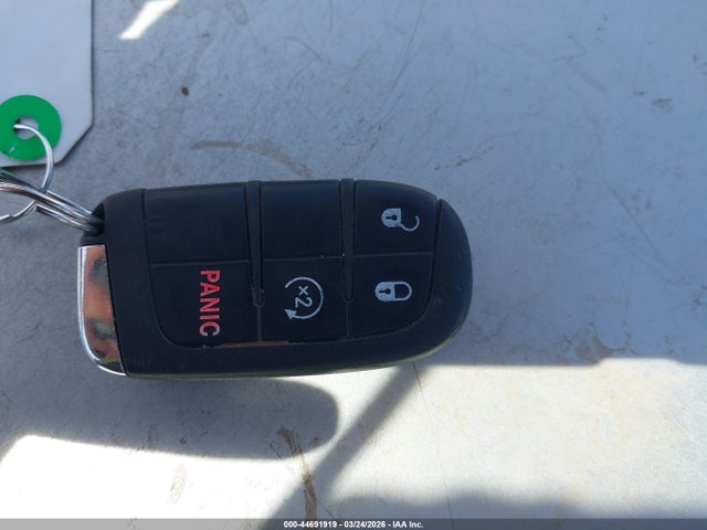 2018 Jeep Renegade Sport 4x4 მანქანა იყიდება აუქციონზე, vin: ZACCJBAB2JPG66052, აუქციონის ნომერი: 44691919