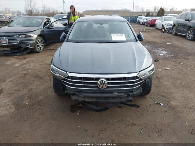 44691923 :رقم المزاد ، 3VWCB7BU6KM184907 vin ، 2019 Volkswagen Jetta 1.4t R-line/1.4t S/1.4t Se مزاد بيع