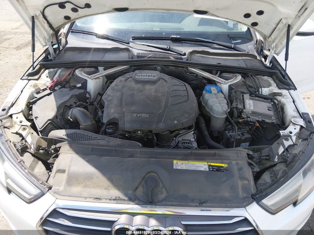 Aukcja sprzedaży 2017 Audi A4 2.0t Ultra Premium, vin: WAUGMAF4XHN060821, numer aukcji: 44691929