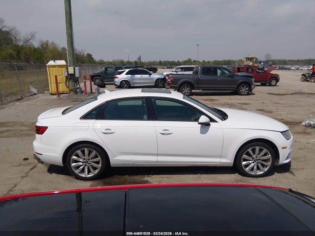 Aukcja sprzedaży 2017 Audi A4 2.0t Ultra Premium, vin: WAUGMAF4XHN060821, numer aukcji: 44691929