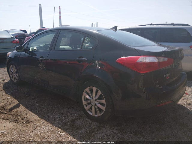 Продажа на аукционе авто 2016 Kia Forte Lx, vin: KNAFX4A64G5476777, номер лота: 44691933