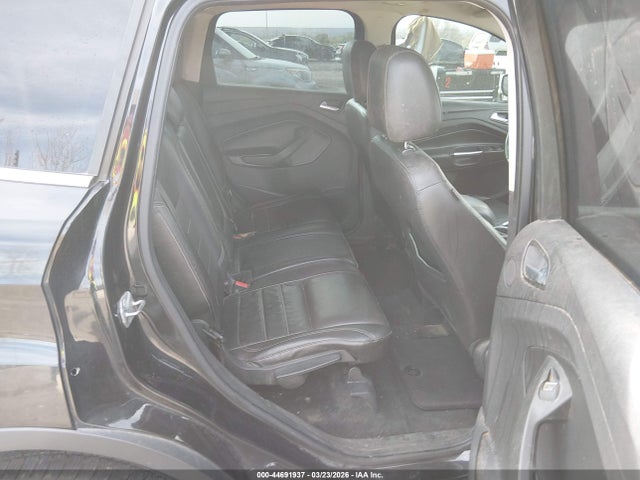 1FMCU9JX8EUA82346 Ford Escape Titanium