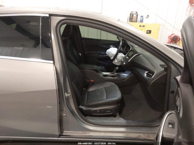 Chevrolet MALIBU LT 2018 1G1ZD5ST8JF164331 Image 5
