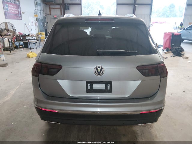 3VV3B7AX1MM005630 Volkswagen Tiguan 2.0t Se/2.0t Se R-line Black/2.0t Sel