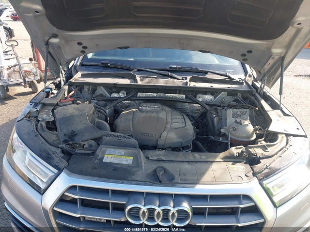Продаж на аукціоні авто 2018 Audi Q5 2.0t Premium/2.0t Tech Premium, vin: WA1ANAFY7J2114781, номер лоту: 44691979