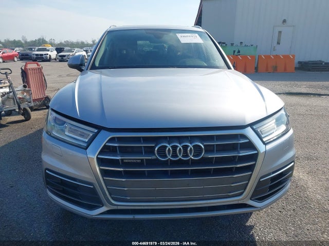 Продаж на аукціоні авто 2018 Audi Q5 2.0t Premium/2.0t Tech Premium, vin: WA1ANAFY7J2114781, номер лоту: 44691979