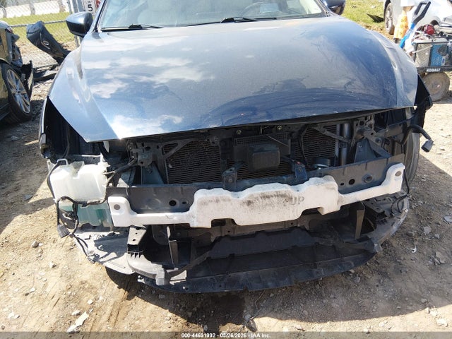 JM1BM1N38G1330205 Mazda Mazda3 S Grand Touring