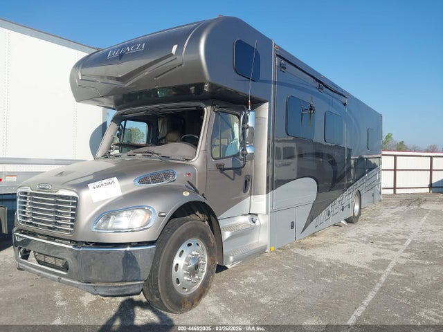 Продажа на аукционе авто 2018 Freightliner Chassis S-2, vin: 4UZADVFC6JCJV9916, номер лота: 44692005