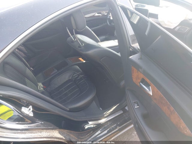 44692028 :رقم المزاد ، WDDLJ6HBXFA144439 vin ، 2015 Mercedes-benz Cls 400 4matic مزاد بيع
