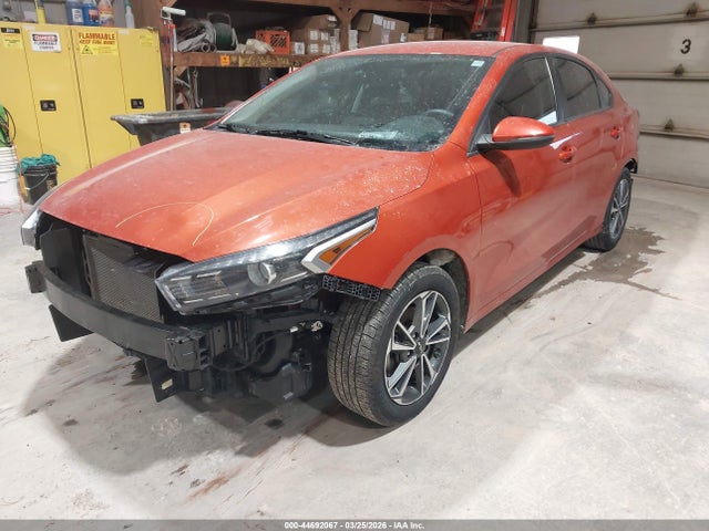 2022 Kia Forte Lxs მანქანა იყიდება აუქციონზე, vin: 3KPF24AD4NE467384, აუქციონის ნომერი: 44692067