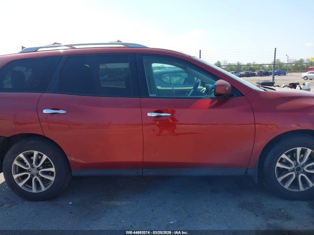 5N1AR2MNXGC650017 Nissan Pathfinder S