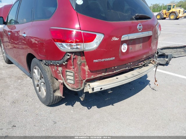 5N1AR2MNXGC650017 Nissan Pathfinder S
