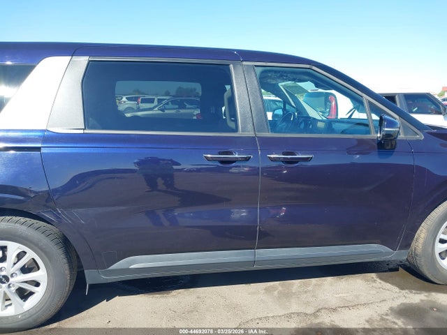 KNDNB4H36R6311657 KIA Carnival Mpv Lx Seat Package