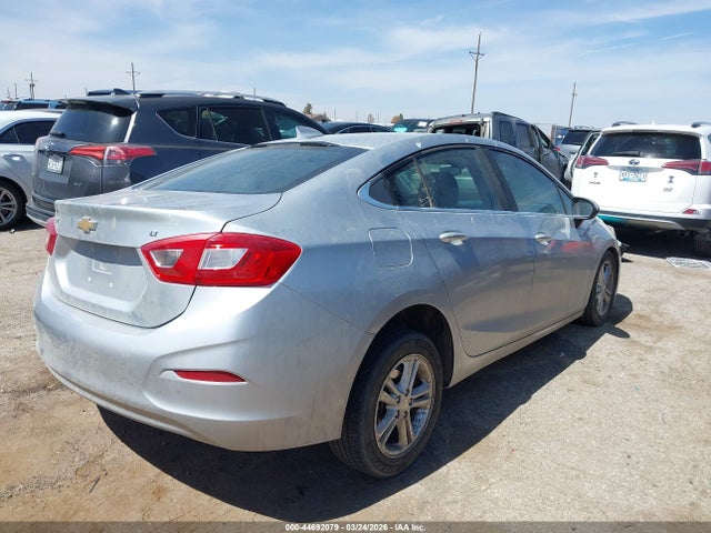 44692079 :رقم المزاد ، 1G1BE5SM3H7225662 vin ، 2017 Chevrolet Cruze Lt Auto مزاد بيع